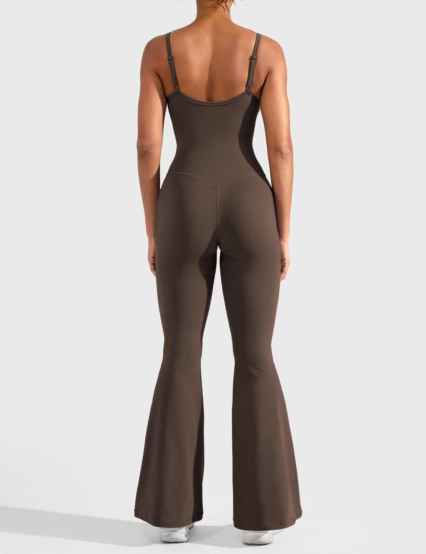 Mazona's Flared Jumpsuit met Zakken