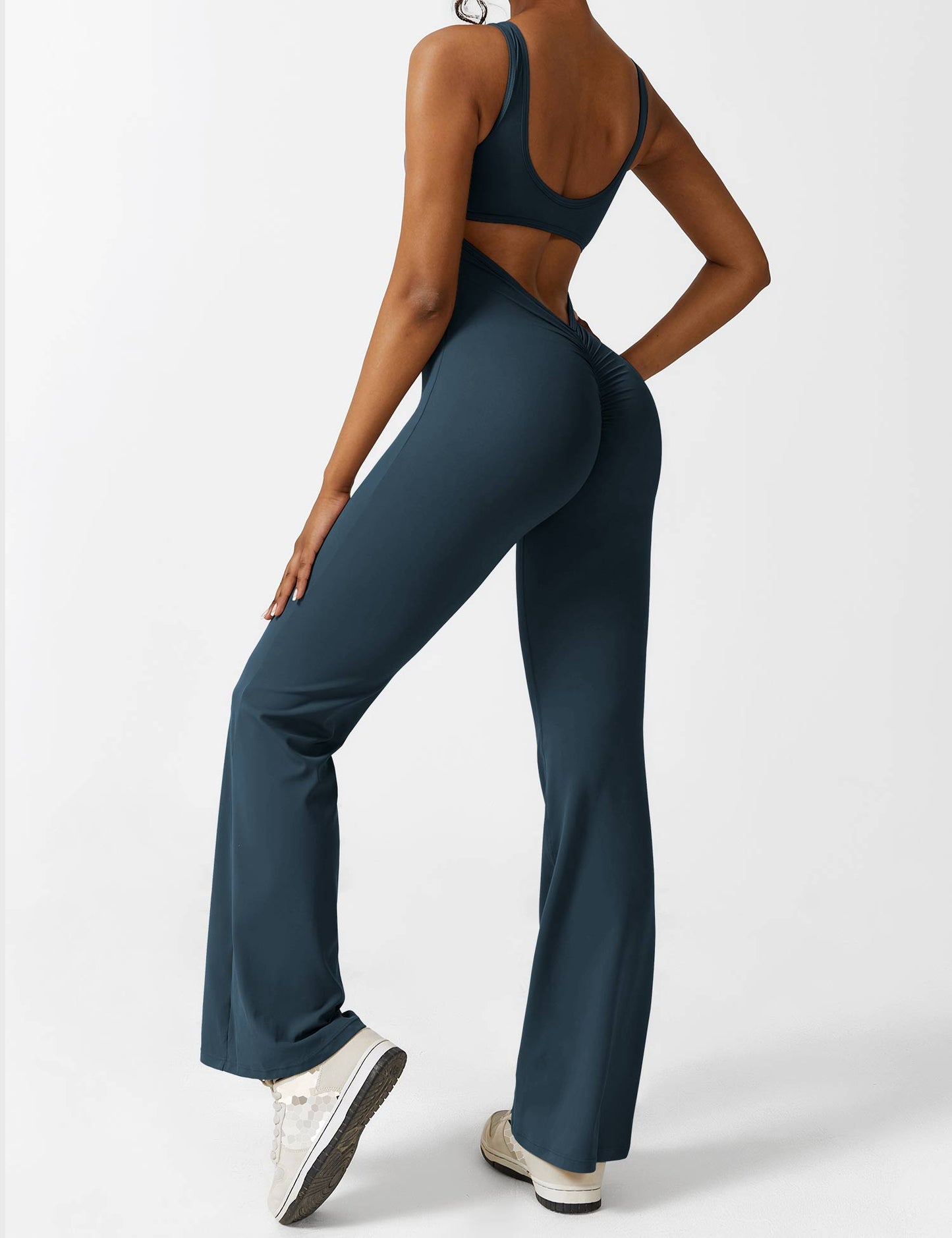 Bella Chic™ | Elegantie V-Back Flared Jumpsuit